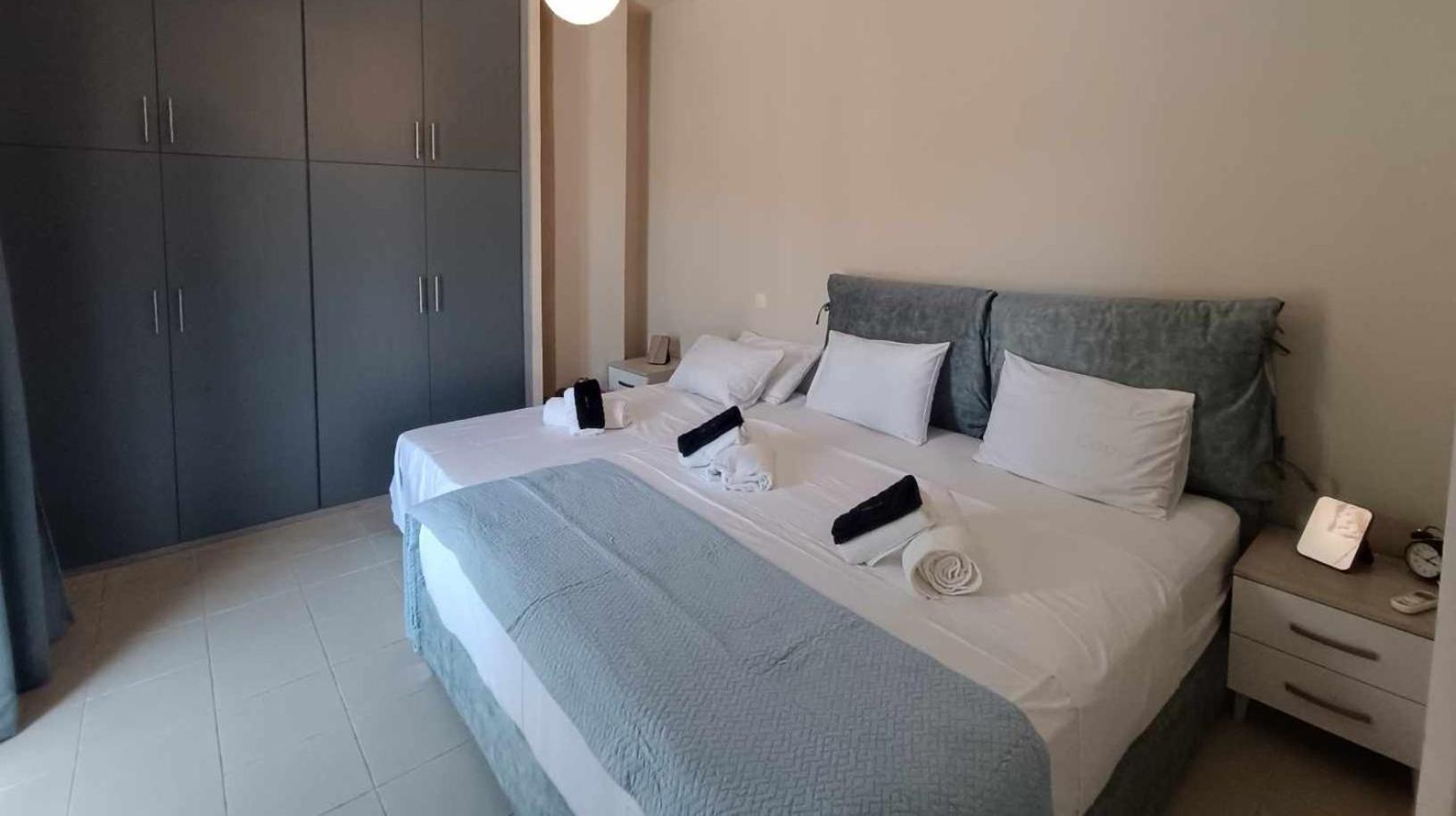 Apartment Thouria Agora 2 *